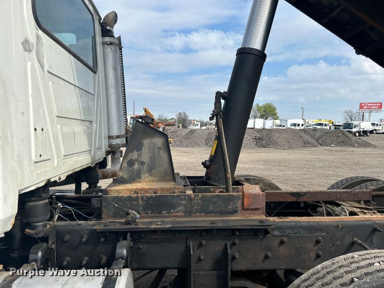 image for item EG1358 2005 Mack CV713 dump truck