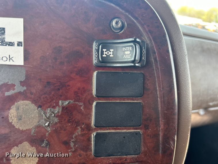 image for item EG1358 2005 Mack CV713 dump truck