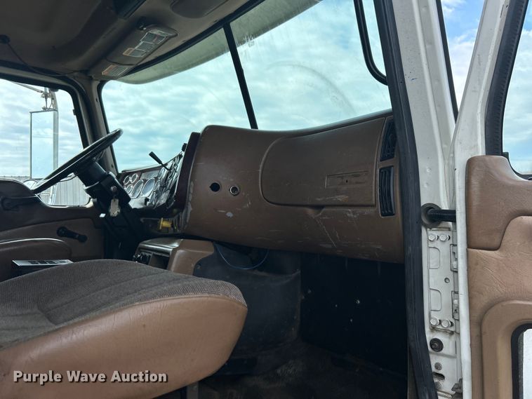 image for item EG1358 2005 Mack CV713 dump truck