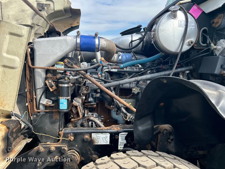 image for item EG1358 2005 Mack CV713 dump truck