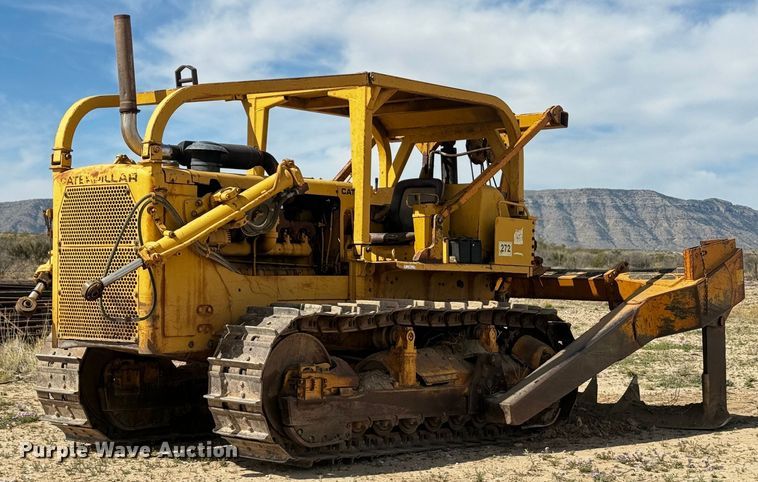 image for item EH3852 1971 Caterpillar  D8H dozer