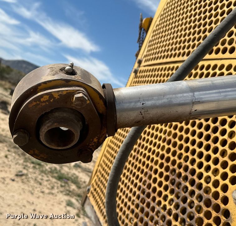 image for item EH3852 1971 Caterpillar  D8H dozer