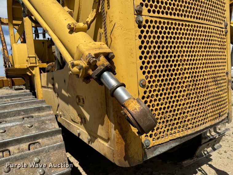 image for item EH3852 1971 Caterpillar  D8H dozer