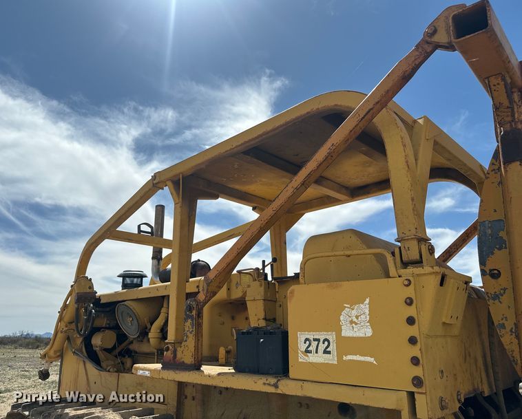 image for item EH3852 1971 Caterpillar  D8H dozer