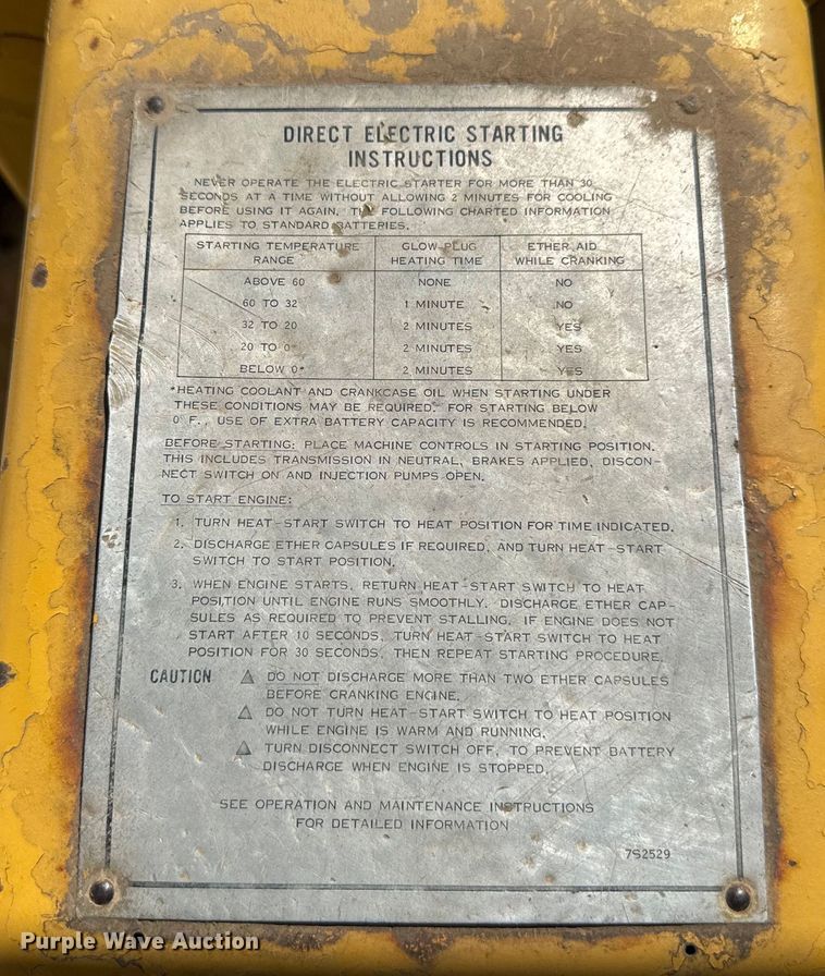 image for item EH3852 1971 Caterpillar  D8H dozer