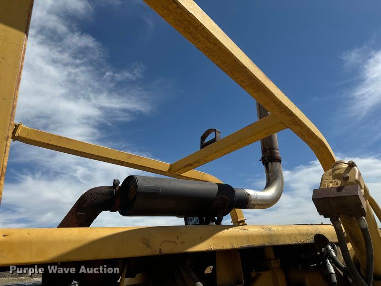 image for item EH3852 1971 Caterpillar  D8H dozer