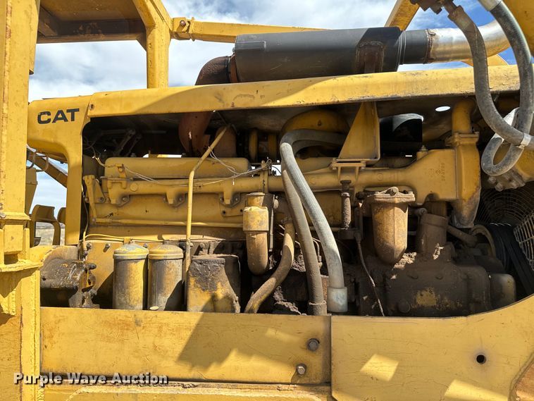 image for item EH3852 1971 Caterpillar  D8H dozer