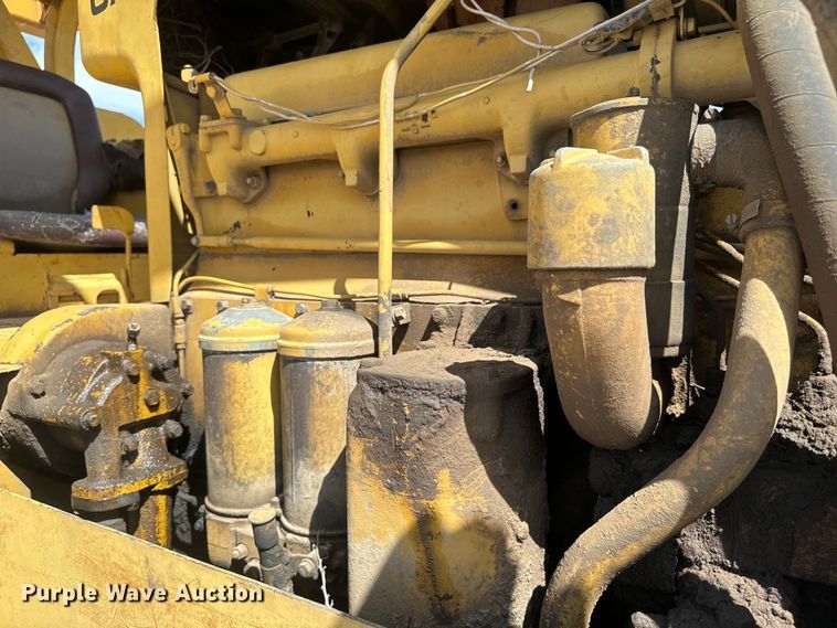 image for item EH3852 1971 Caterpillar  D8H dozer