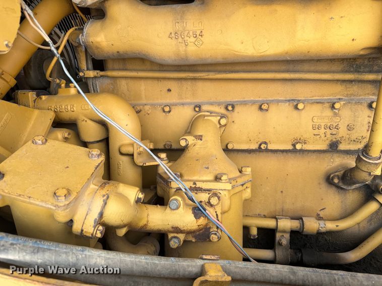 image for item EH3852 1971 Caterpillar  D8H dozer