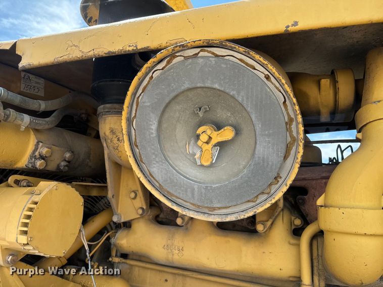 image for item EH3852 1971 Caterpillar  D8H dozer