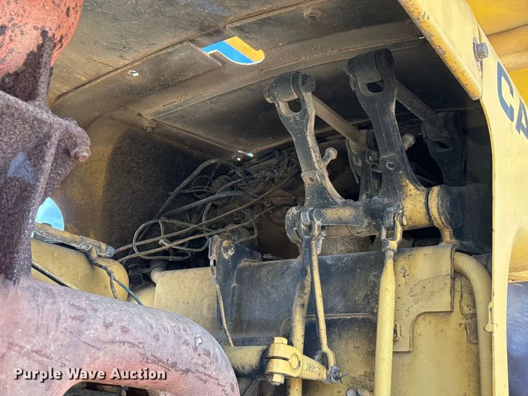 image for item EH3852 1971 Caterpillar  D8H dozer
