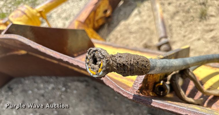 image for item EH3852 1971 Caterpillar  D8H dozer