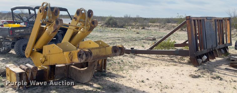 image for item EH3852 1971 Caterpillar  D8H dozer