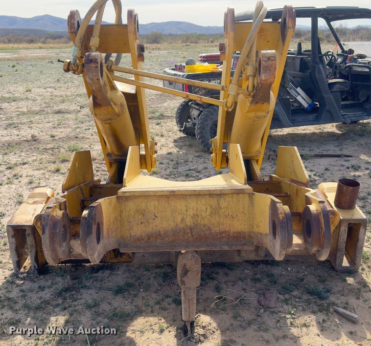 image for item EH3852 1971 Caterpillar  D8H dozer