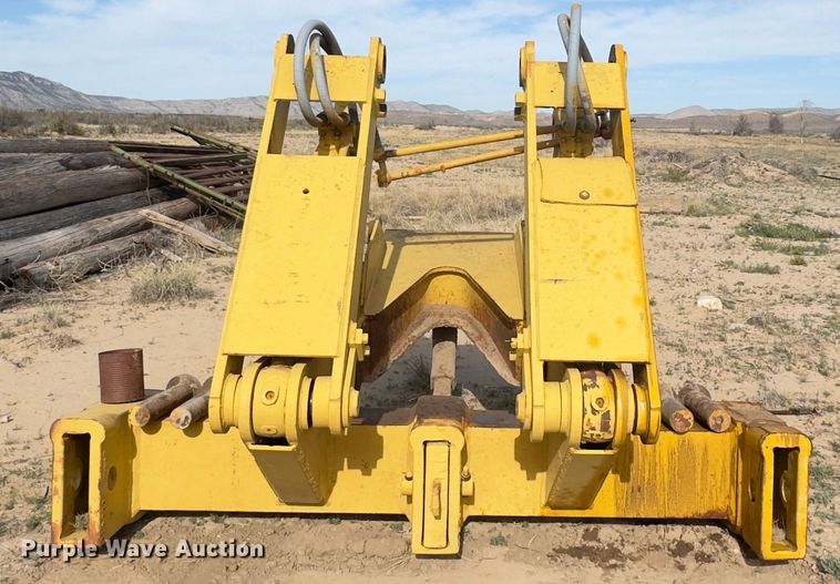 image for item EH3852 1971 Caterpillar  D8H dozer