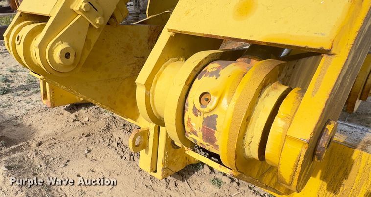 image for item EH3852 1971 Caterpillar  D8H dozer