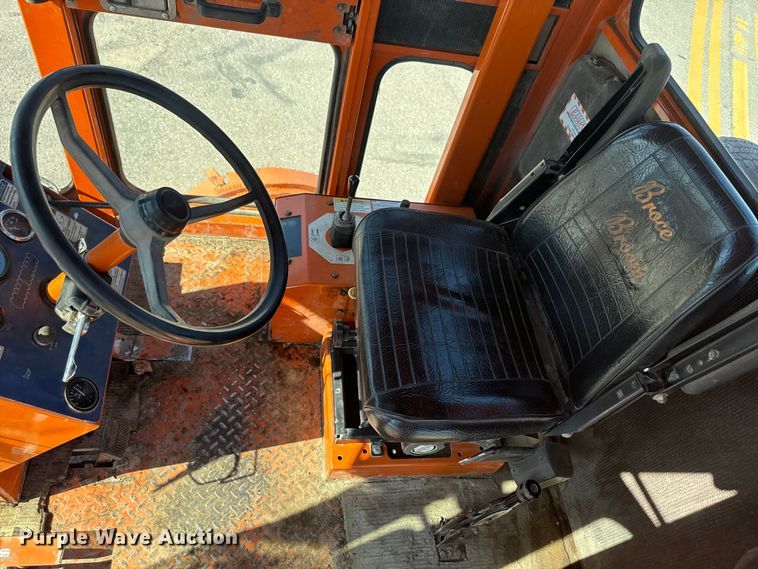 image for item EH5337 2014 Broce KR350 broom