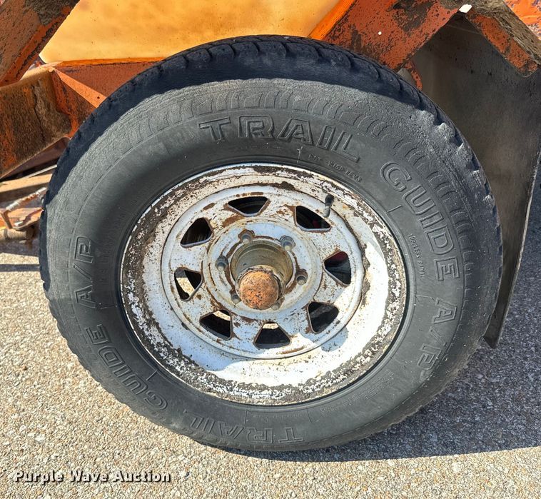 image for item EH5337 2014 Broce KR350 broom