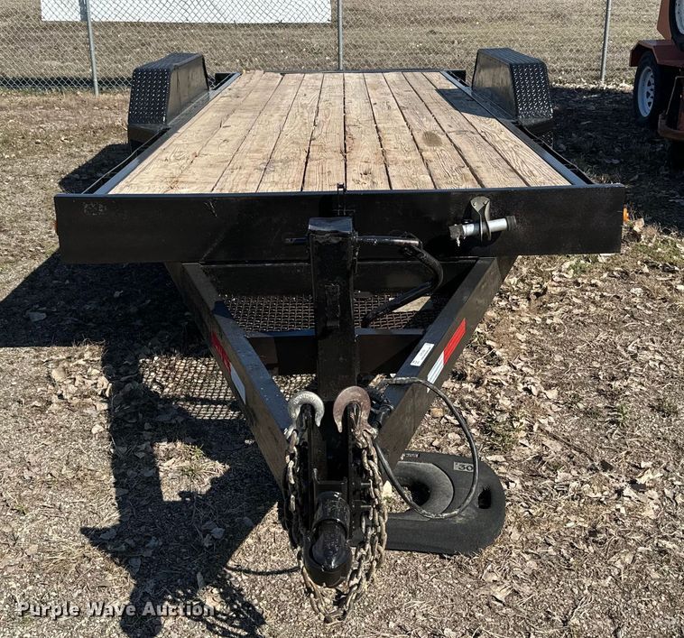 image for item EH5338 2004 Titan tilt deck equipment trailer