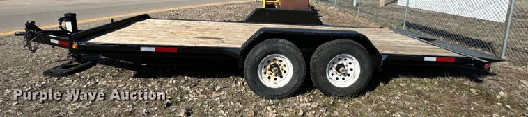 image for item EH5338 2004 Titan tilt deck equipment trailer