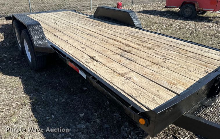 image for item EH5338 2004 Titan tilt deck equipment trailer