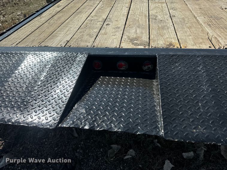 image for item EH5338 2004 Titan tilt deck equipment trailer