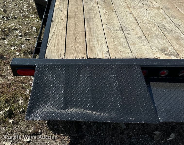 image for item EH5338 2004 Titan tilt deck equipment trailer