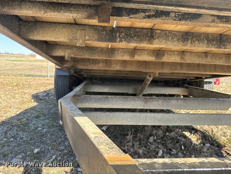 image for item EH5338 2004 Titan tilt deck equipment trailer