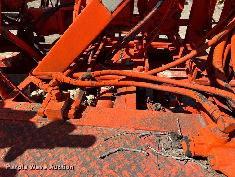 image for item EH5340 1973 International  Loadstar 1600 drilling rig truck