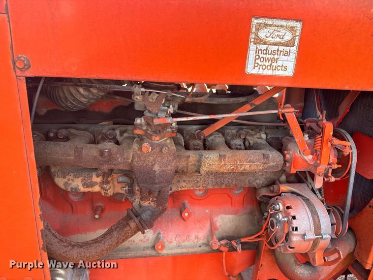 image for item EH5340 1973 International  Loadstar 1600 drilling rig truck