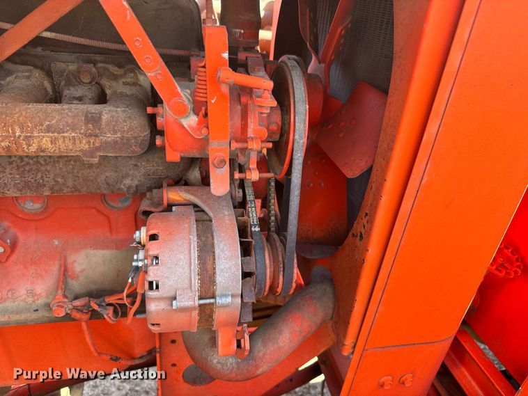 image for item EH5340 1973 International  Loadstar 1600 drilling rig truck