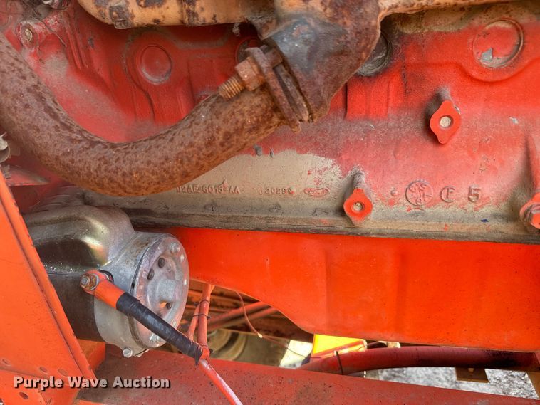 image for item EH5340 1973 International  Loadstar 1600 drilling rig truck