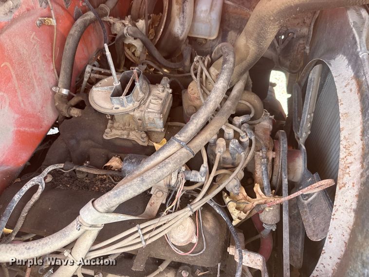 image for item EH5340 1973 International  Loadstar 1600 drilling rig truck