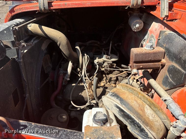 image for item EH5340 1973 International  Loadstar 1600 drilling rig truck