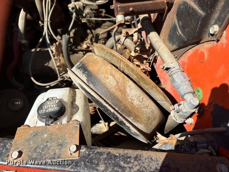 image for item EH5340 1973 International  Loadstar 1600 drilling rig truck