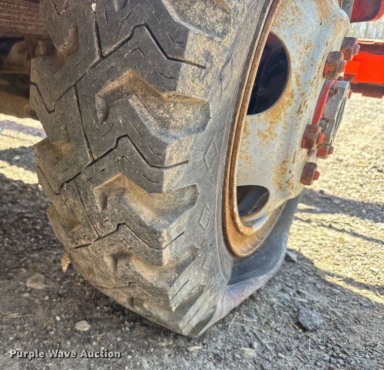 image for item EH5340 1973 International  Loadstar 1600 drilling rig truck