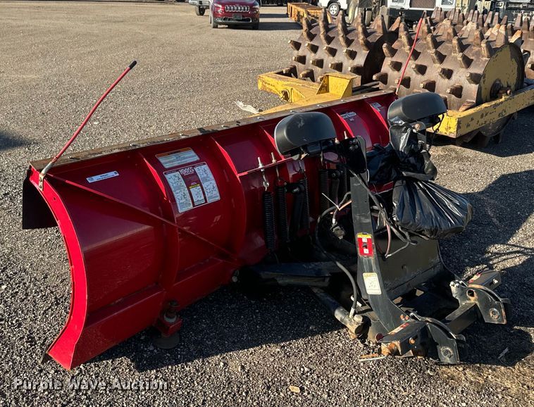 image for item EH5345 Boss RT3  snow plow