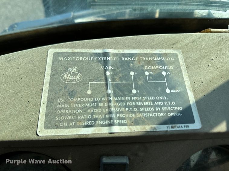 image for item EH5353 1980 Mack water truck