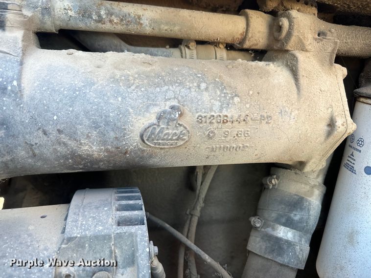 image for item EH5353 1980 Mack water truck