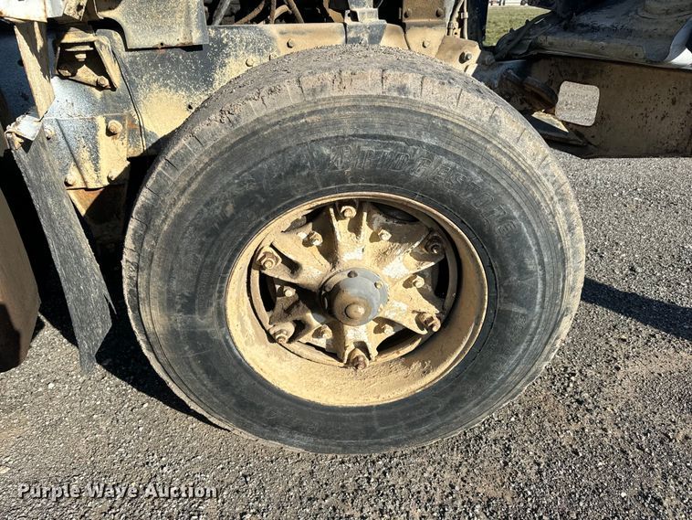 image for item EH5353 1980 Mack water truck