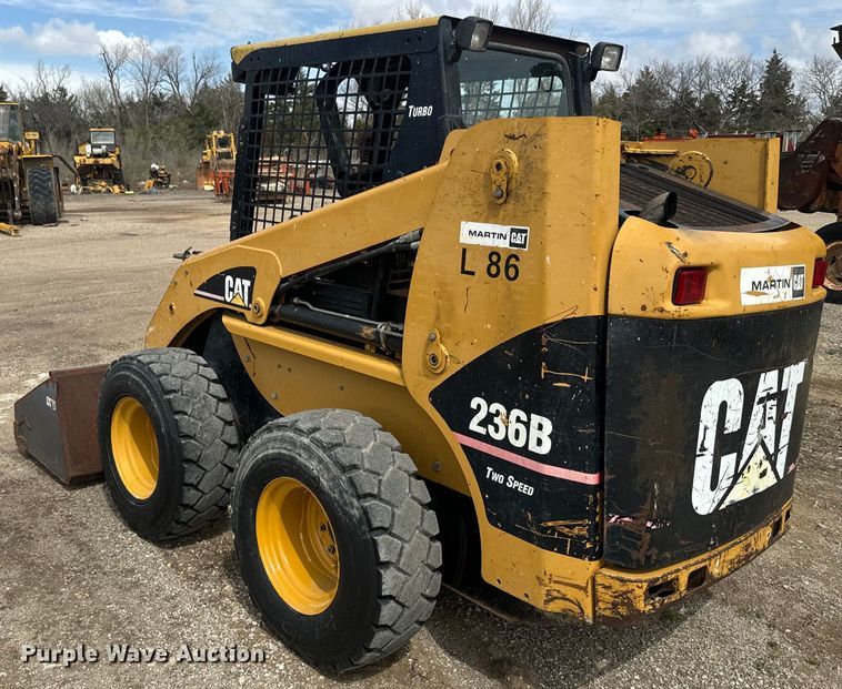 image for item EH5370 2006 Caterpillar 236B skid steer loader