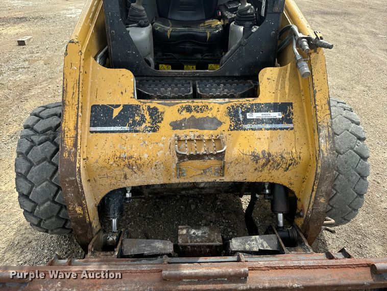 image for item EH5370 2006 Caterpillar 236B skid steer loader