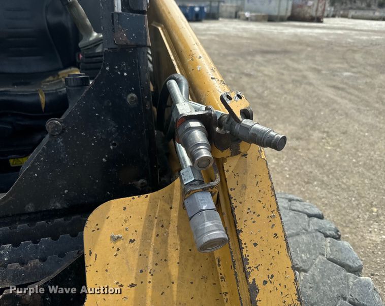 image for item EH5370 2006 Caterpillar 236B skid steer loader