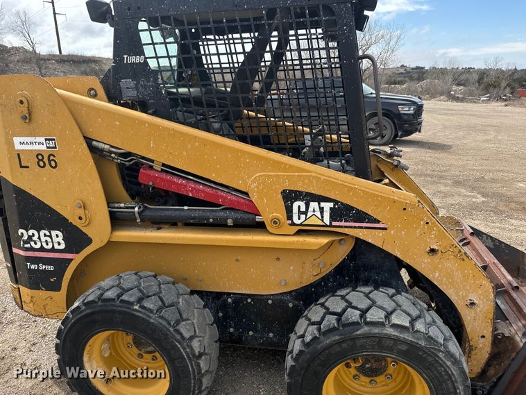 image for item EH5370 2006 Caterpillar 236B skid steer loader