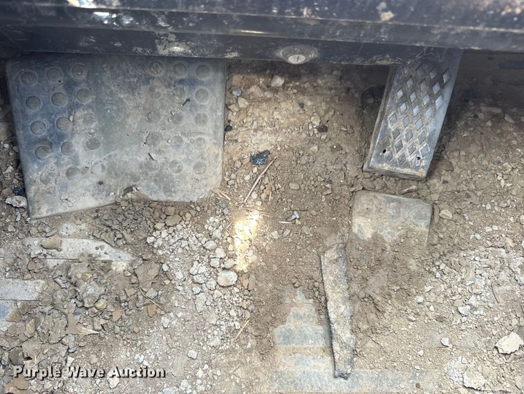 image for item EH5370 2006 Caterpillar 236B skid steer loader