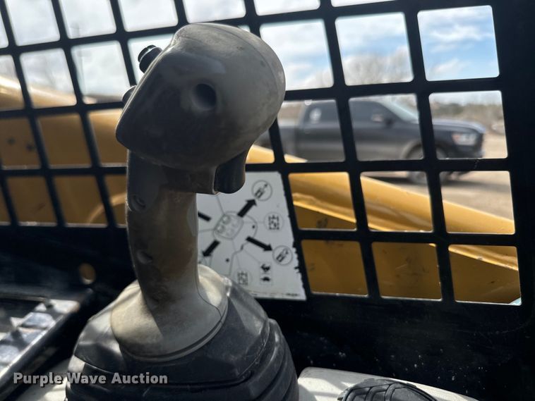 image for item EH5370 2006 Caterpillar 236B skid steer loader