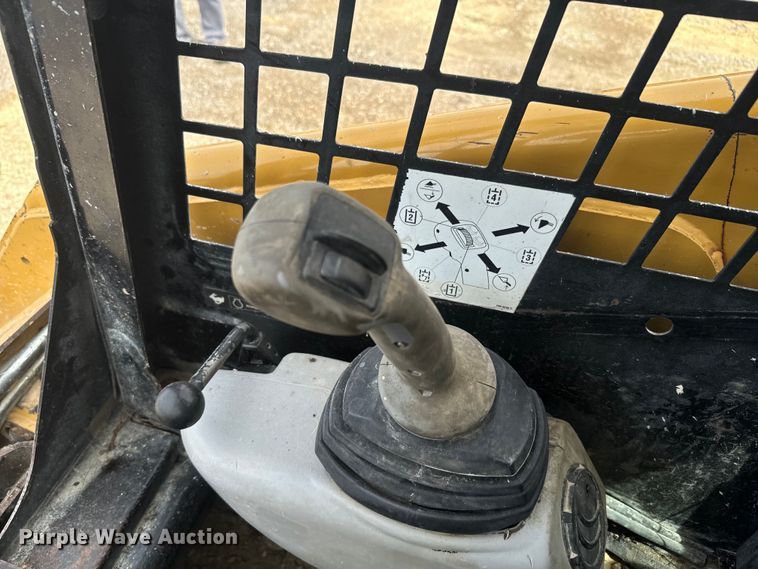 image for item EH5370 2006 Caterpillar 236B skid steer loader