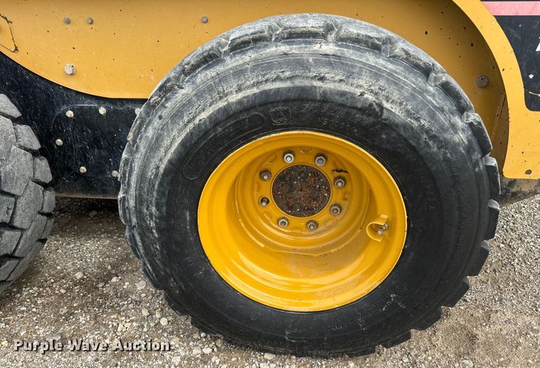 image for item EH5370 2006 Caterpillar 236B skid steer loader