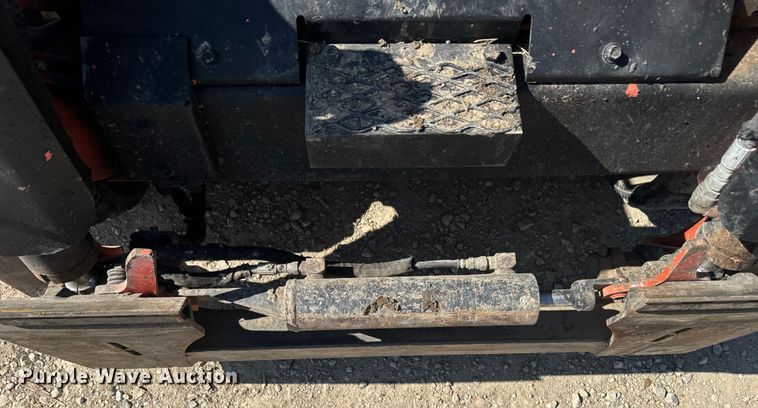 image for item EH5386 2011 Kubota SVL90 tracked skid steer loader