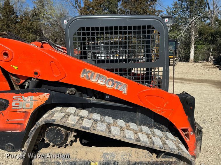 image for item EH5386 2011 Kubota SVL90 tracked skid steer loader